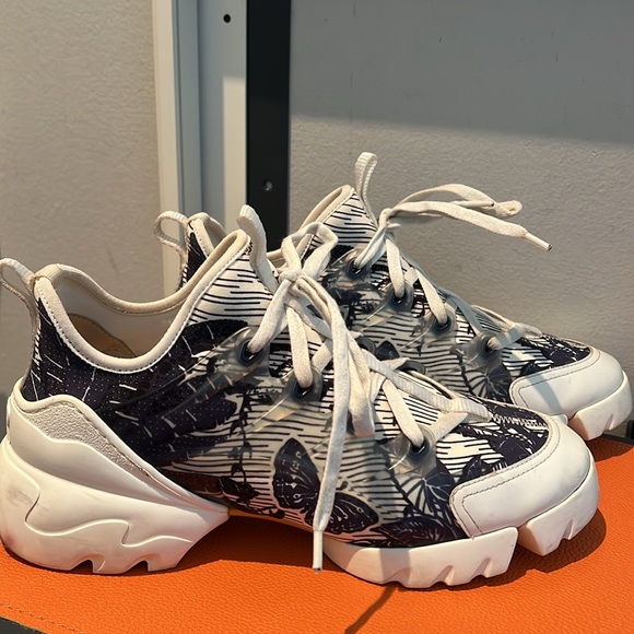 Authentic dior sneaker US 38 - Picture 7 of 10